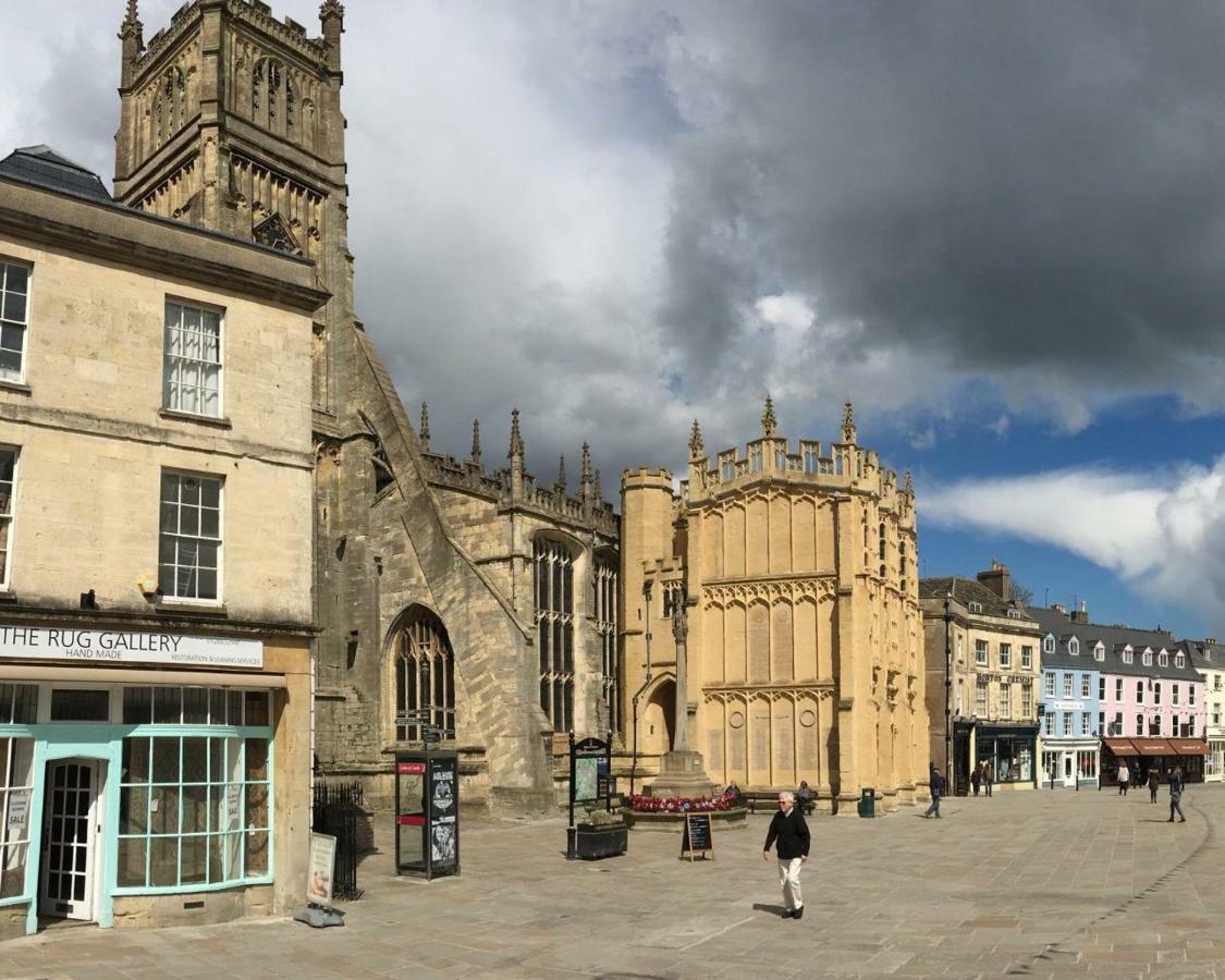 Cotswold Place Сайърънсестър Екстериор снимка